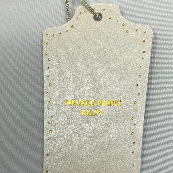 NWT Eye Candy Los Angeles amazing yellow gold tone bracelet - Picture 5 of 7